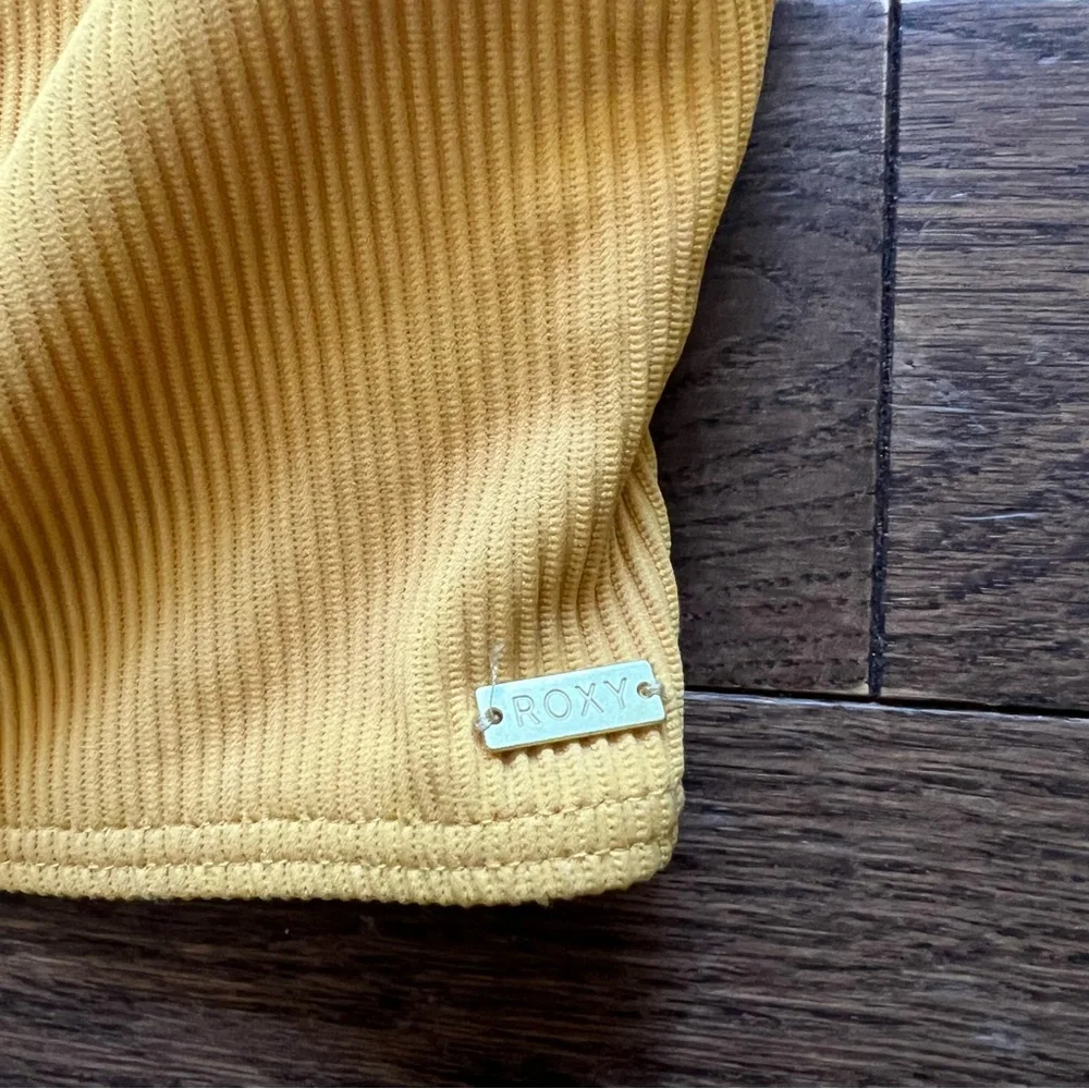 Roxy Bikini Top - Picture 4 of 10